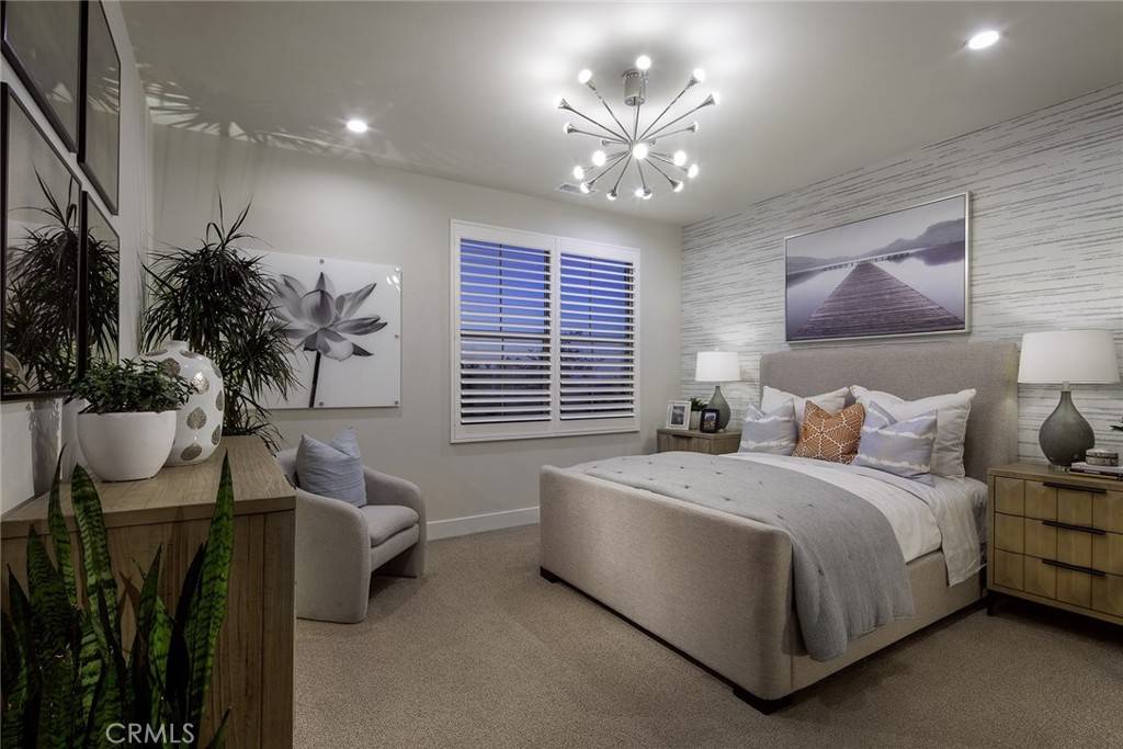 Irvine, CA 92618,103 Eversedge