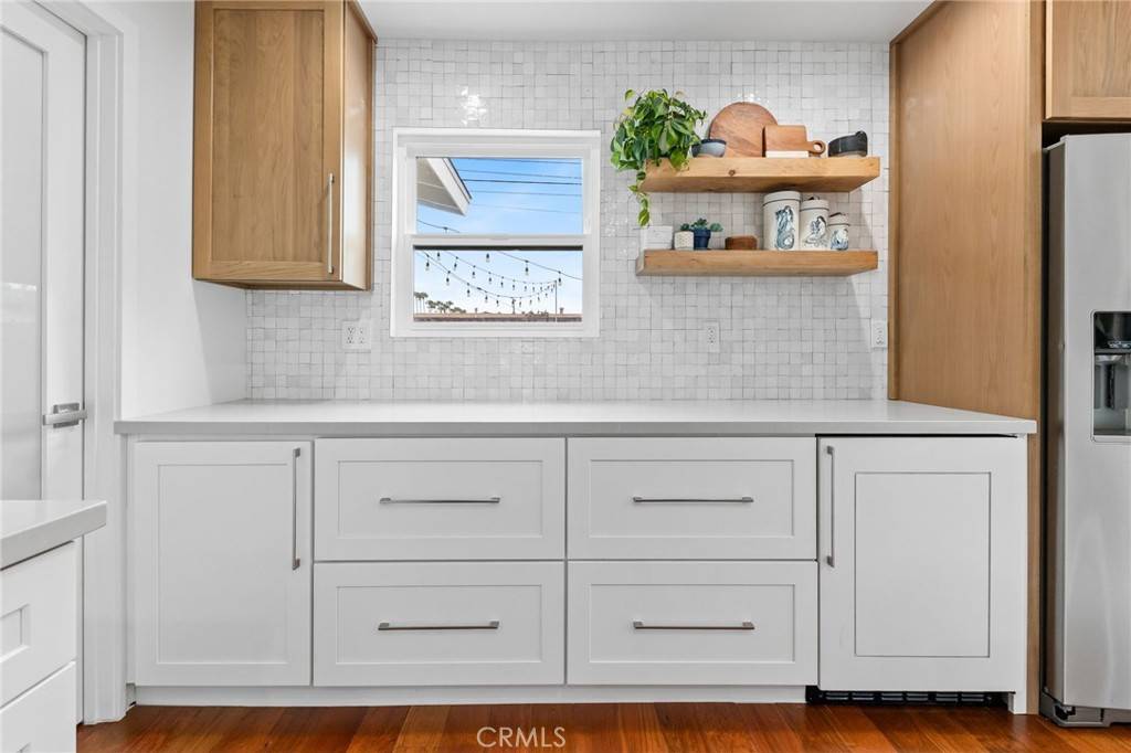 Costa Mesa, CA 92627,934 Darrell ST