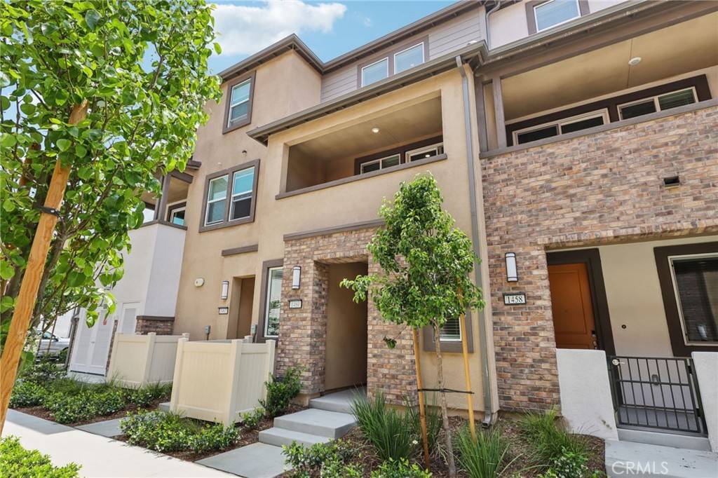 Pomona, CA 91768,1460 Stratus DR