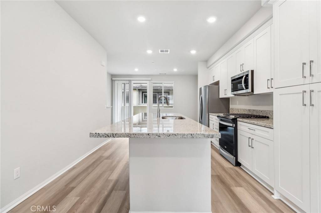 Pomona, CA 91768,1438 Stratus DR