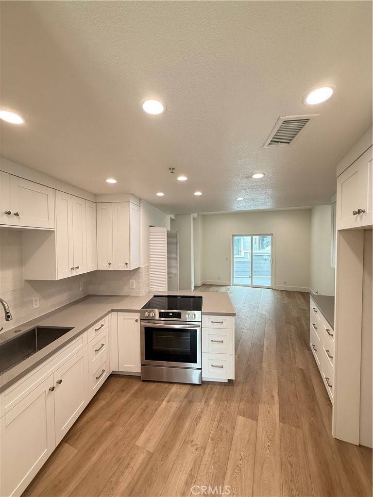 Dana Point, CA 92629,24582 Del Prado #219