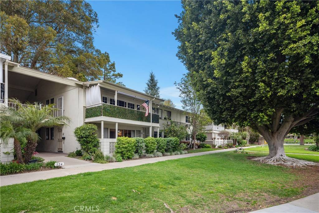 Laguna Woods, CA 92637,124 Via Estrada #D