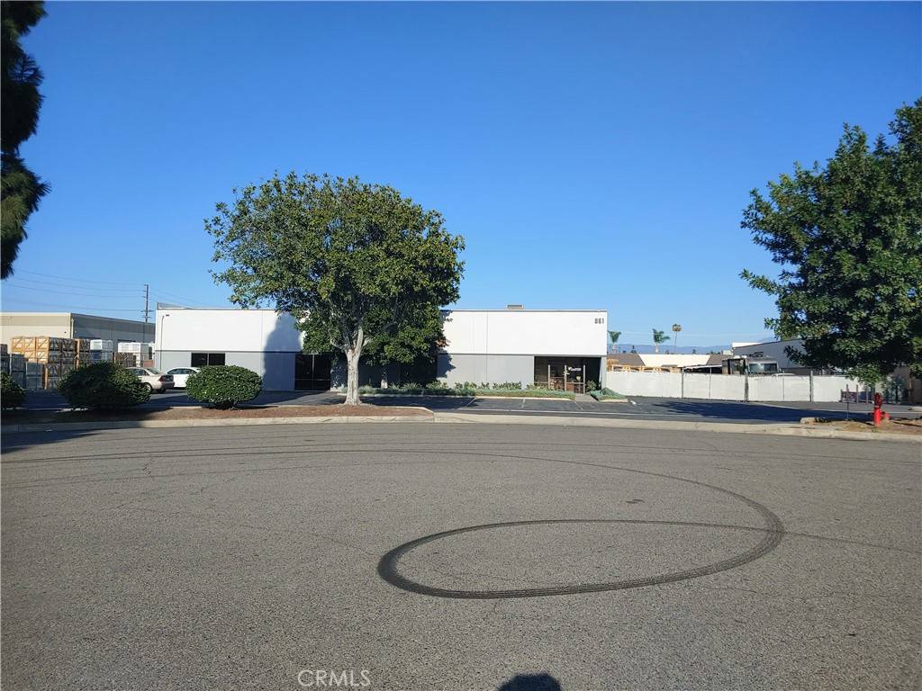 Orange, CA 92867,851 N ELM ST