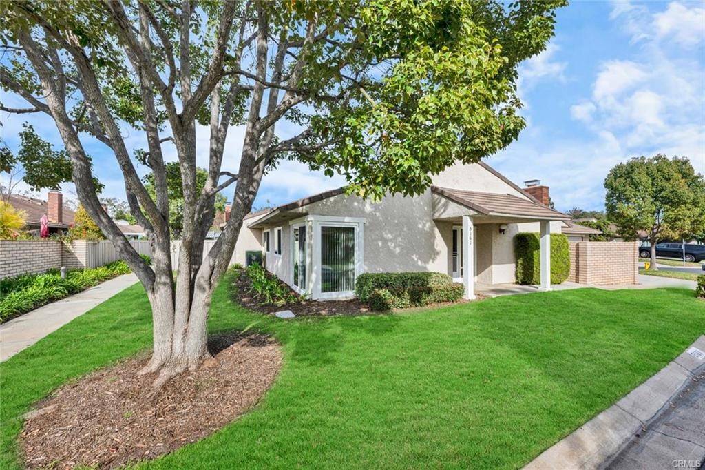 Irvine, CA 92612,5161 Maple
