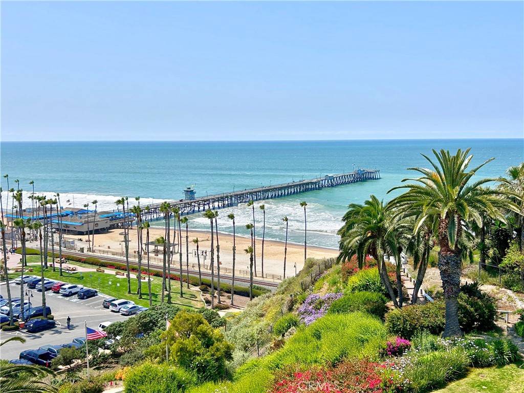 San Clemente, CA 92672,411 Avenida Granada #4F