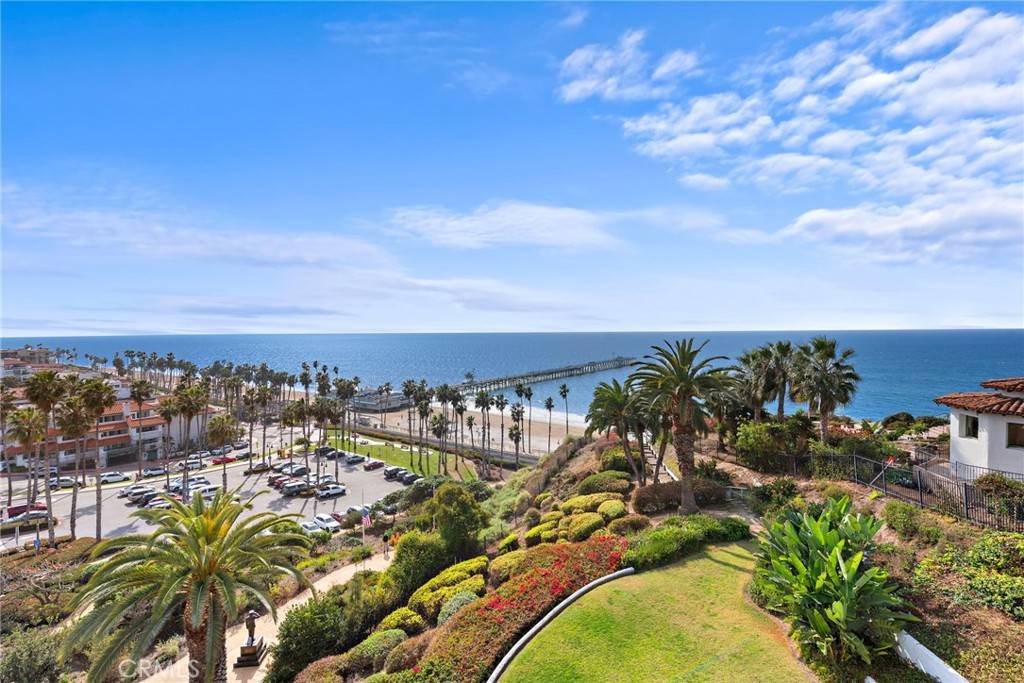 San Clemente, CA 92672,411 Avenida Granada #4F