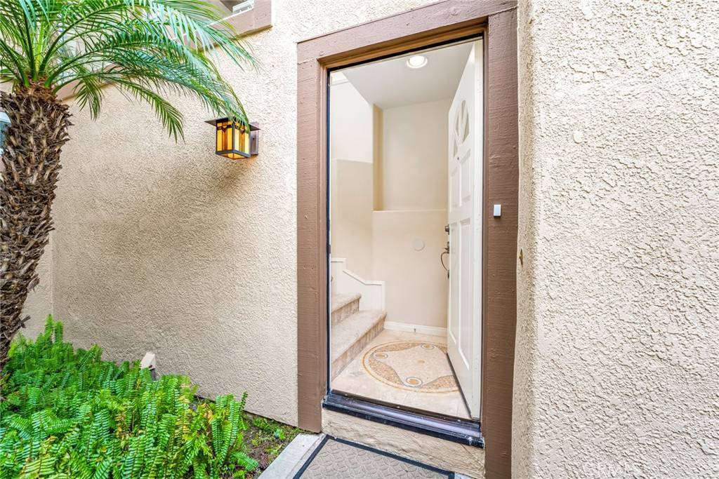 Aliso Viejo, CA 92656,61 Via Bacchus