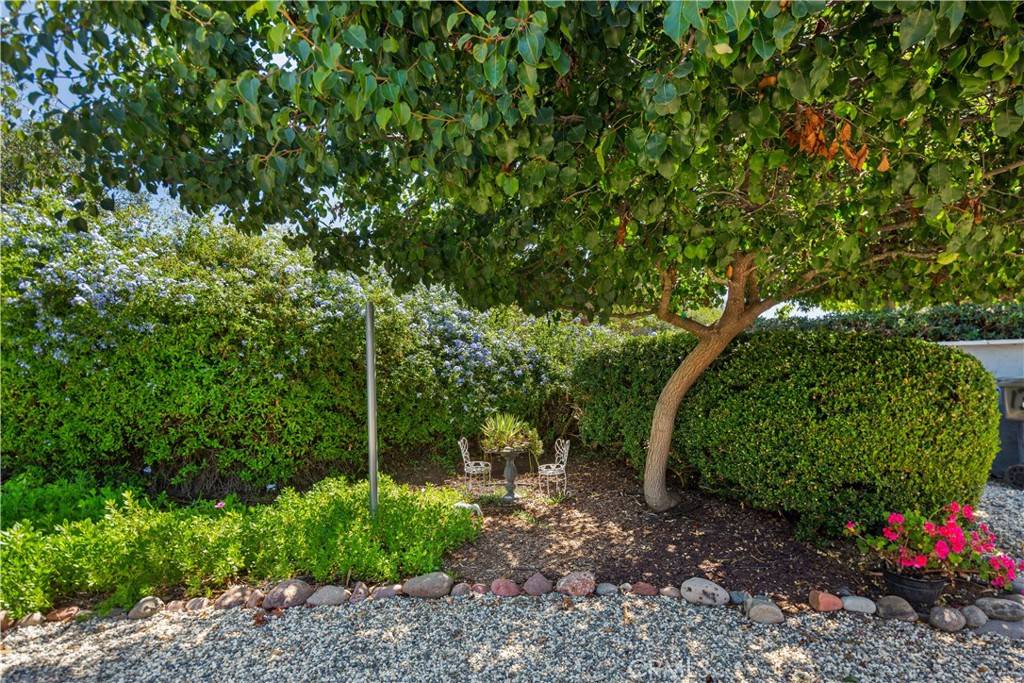 Vista, CA 92084,1365 Bonair RD