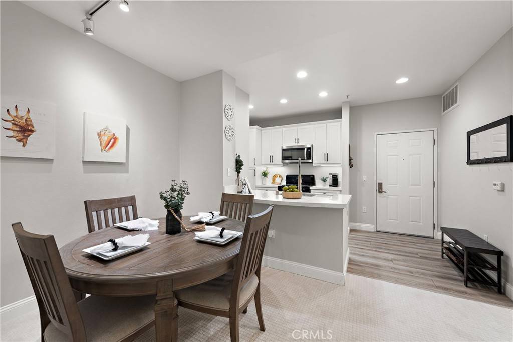 2224 Scholarship Irvine, CA 92612