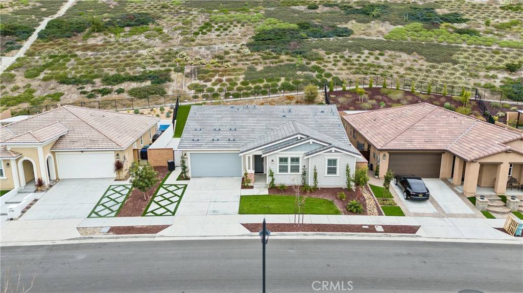 Corona, CA 92882,2710 Santa Fiora DR