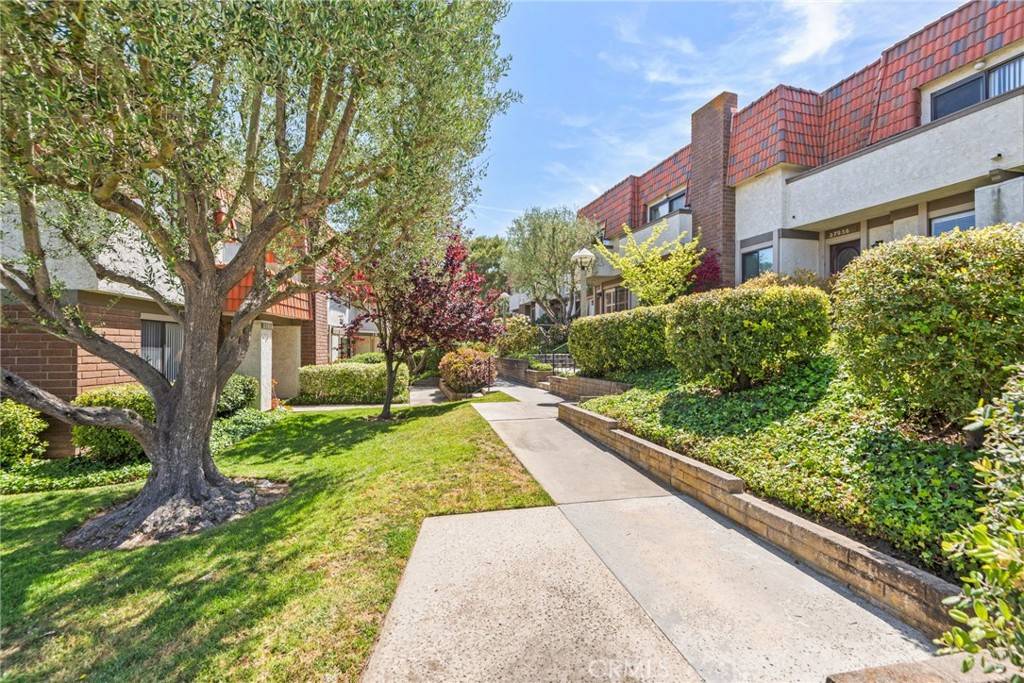 Rancho Palos Verdes, CA 90275,27924 Ridgebrook CT