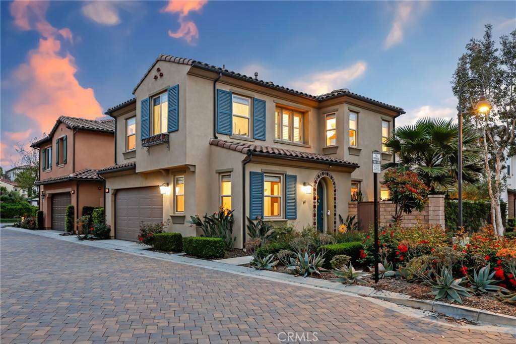 Lake Forest, CA 92630,61 Fuchsia
