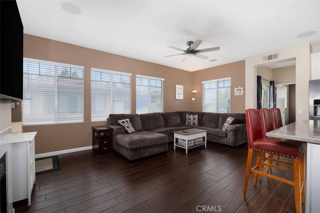 Aliso Viejo, CA 92656,4 Mosaic