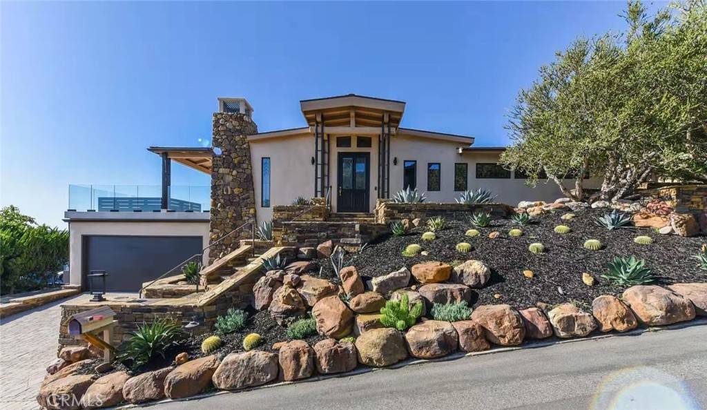 Laguna Beach, CA 92651,1220 Ensenada AVE