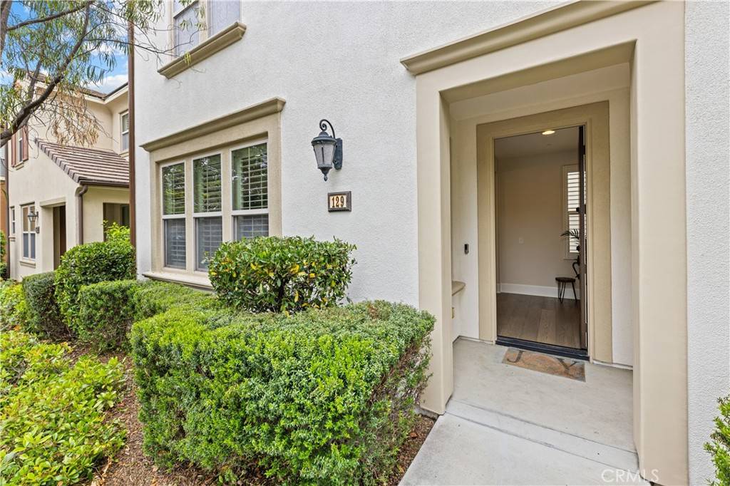 Irvine, CA 92618,129 Pathway