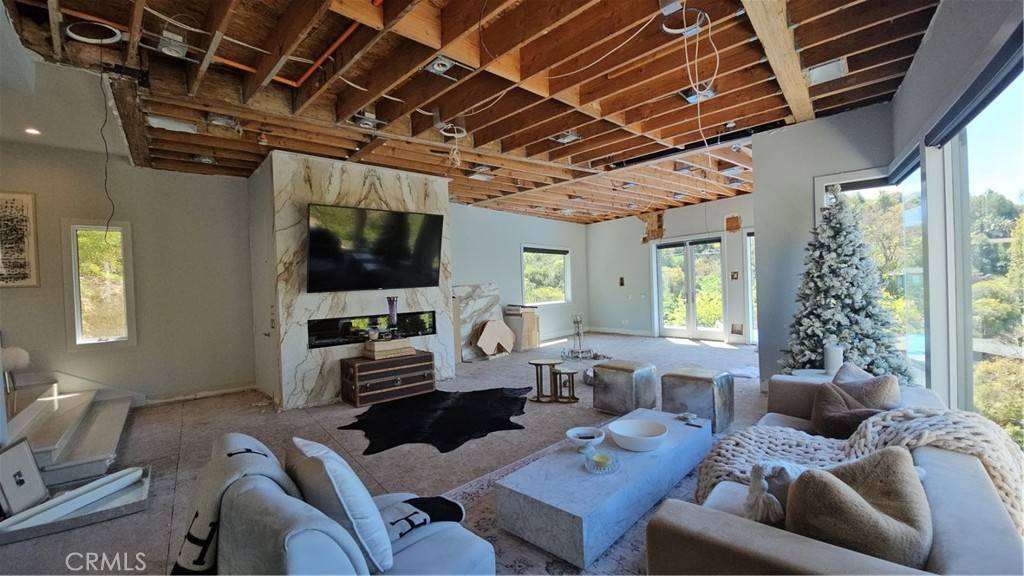Laguna Beach, CA 92651,829 Diamond ST