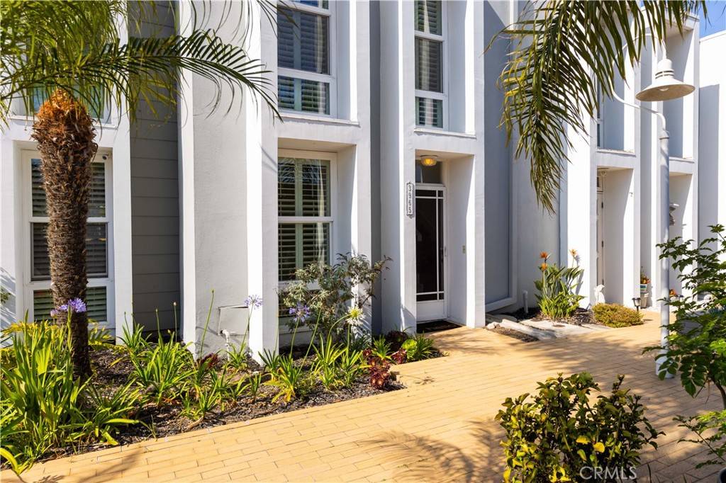 Huntington Beach, CA 92649,3965 Aladdin DR