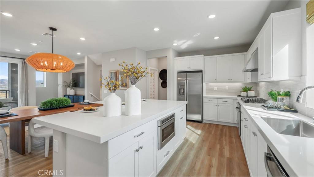 Valencia, CA 91381,26676 Blue Hills LOOP