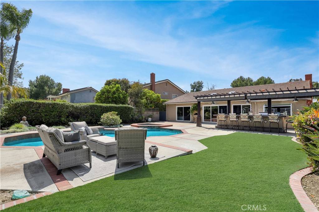 Mission Viejo, CA 92691,22602 Demasia