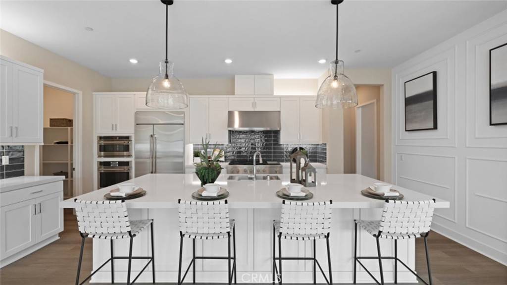 Valencia, CA 91354,29340 Camino Salto