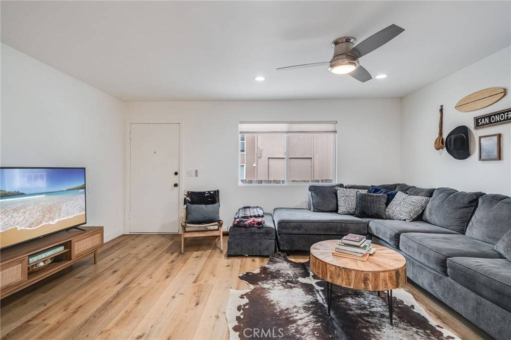 San Clemente, CA 92672,129 Avenida Rosa
