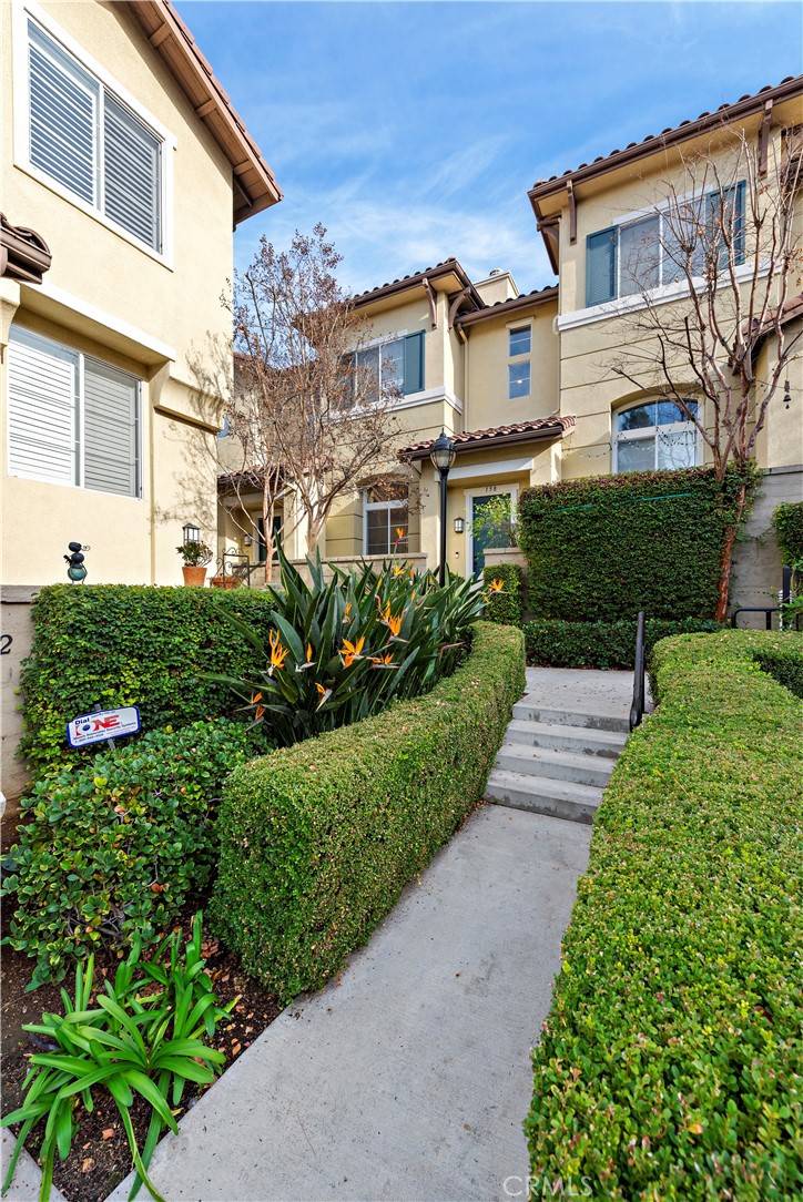 Brea, CA 92821,158 N Brea BLVD
