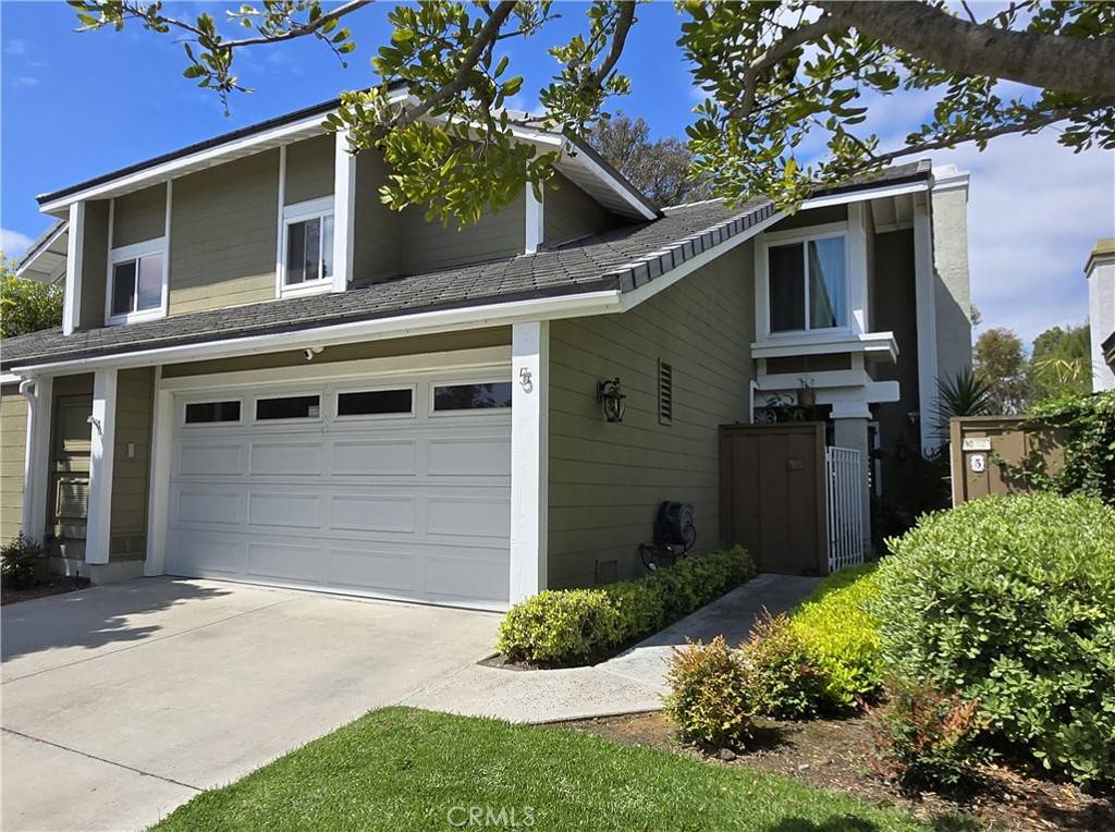 Laguna Hills, CA 92653,5 Carriage Hill LN