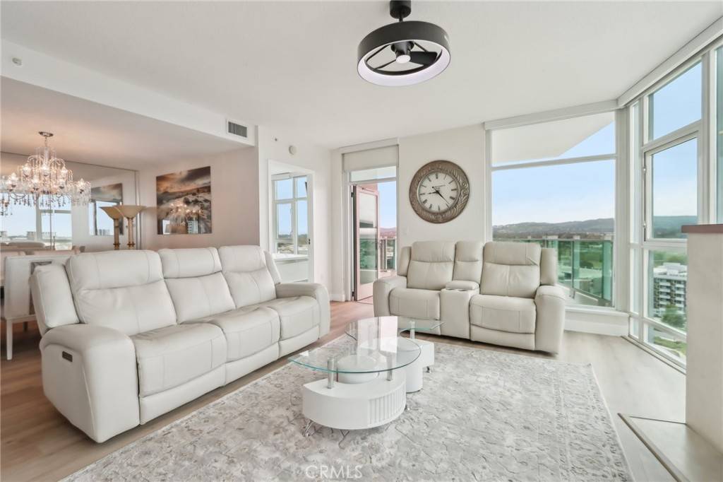 Irvine, CA 92612,3131 Michelson DR #1504