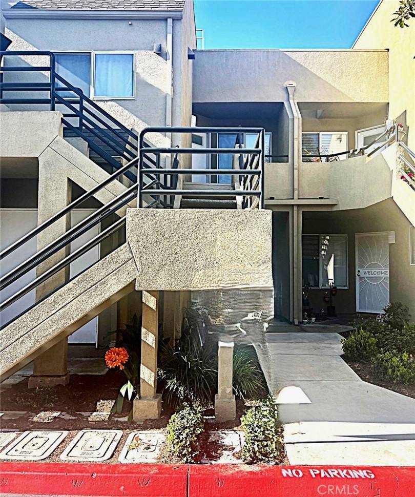 Mission Viejo, CA 92691,27808 Violet #133