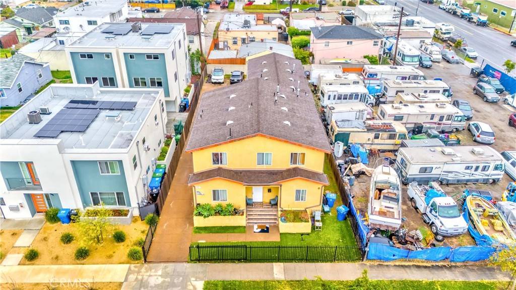 Los Angeles, CA 90047,1409 W 84th PL