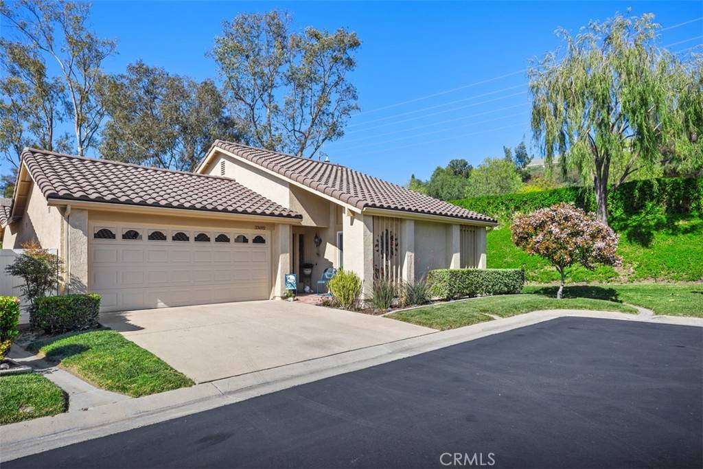 Mission Viejo, CA 92692,23692 Villena