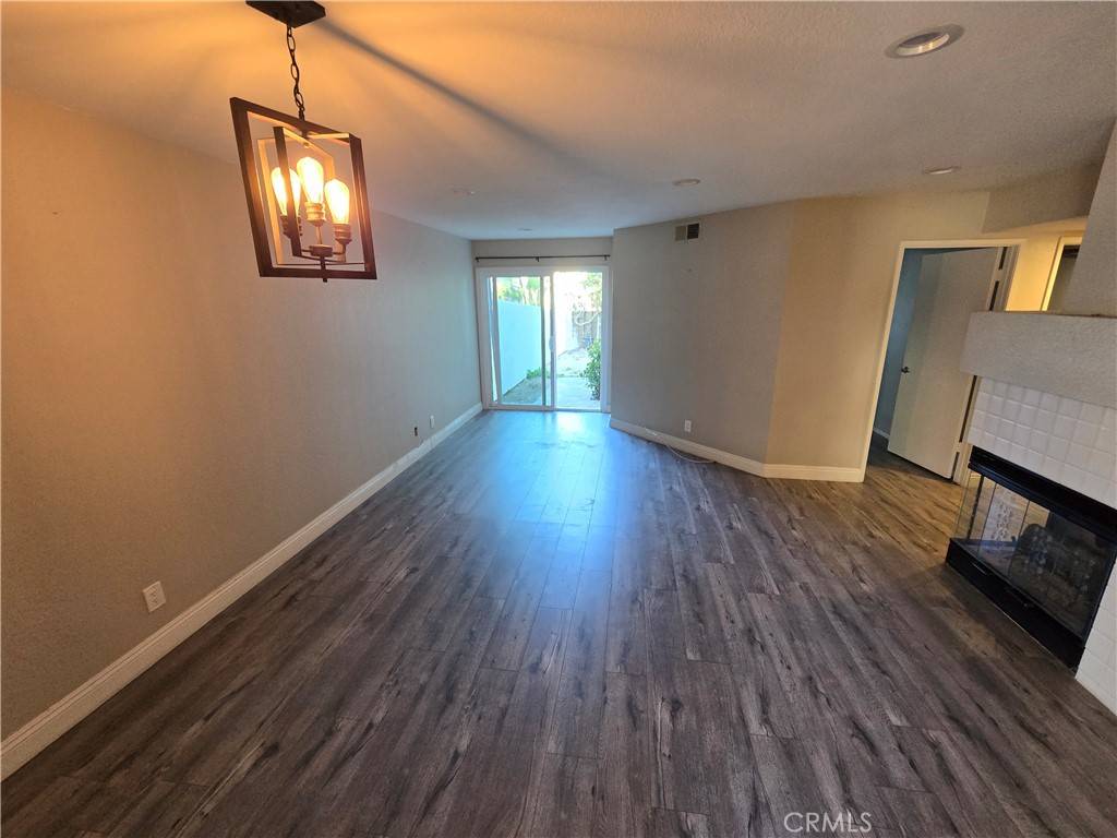 Mission Viejo, CA 92691,27864 Auburn #107