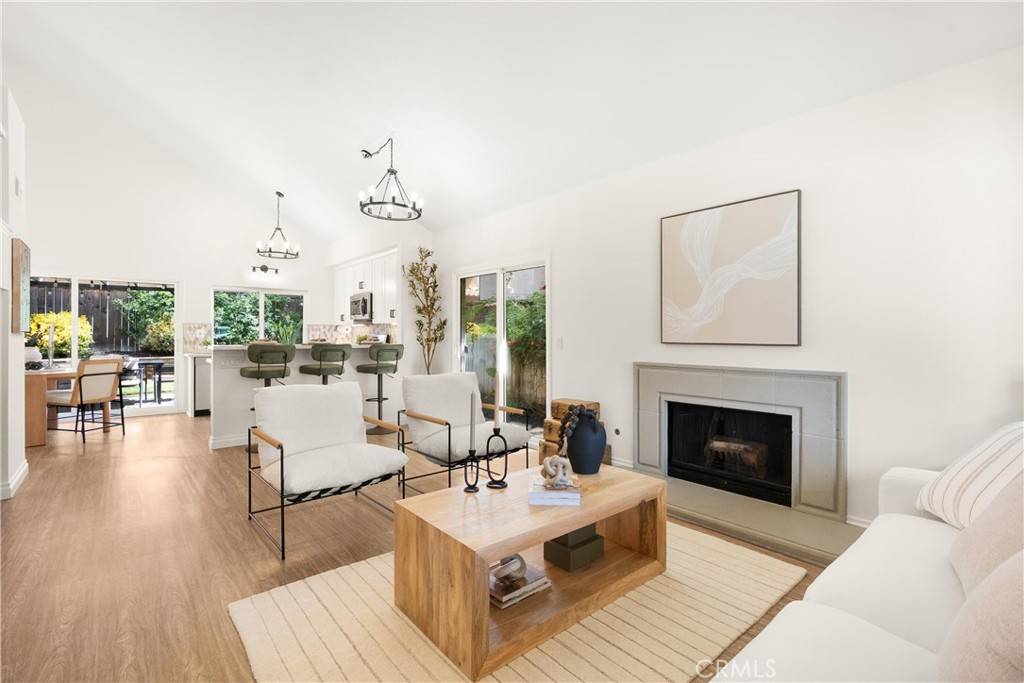 Rancho Santa Margarita, CA 92688,9 Via Olorosa