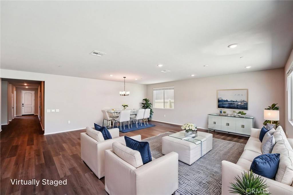 Redlands, CA 92374,1076 Lumia CIR