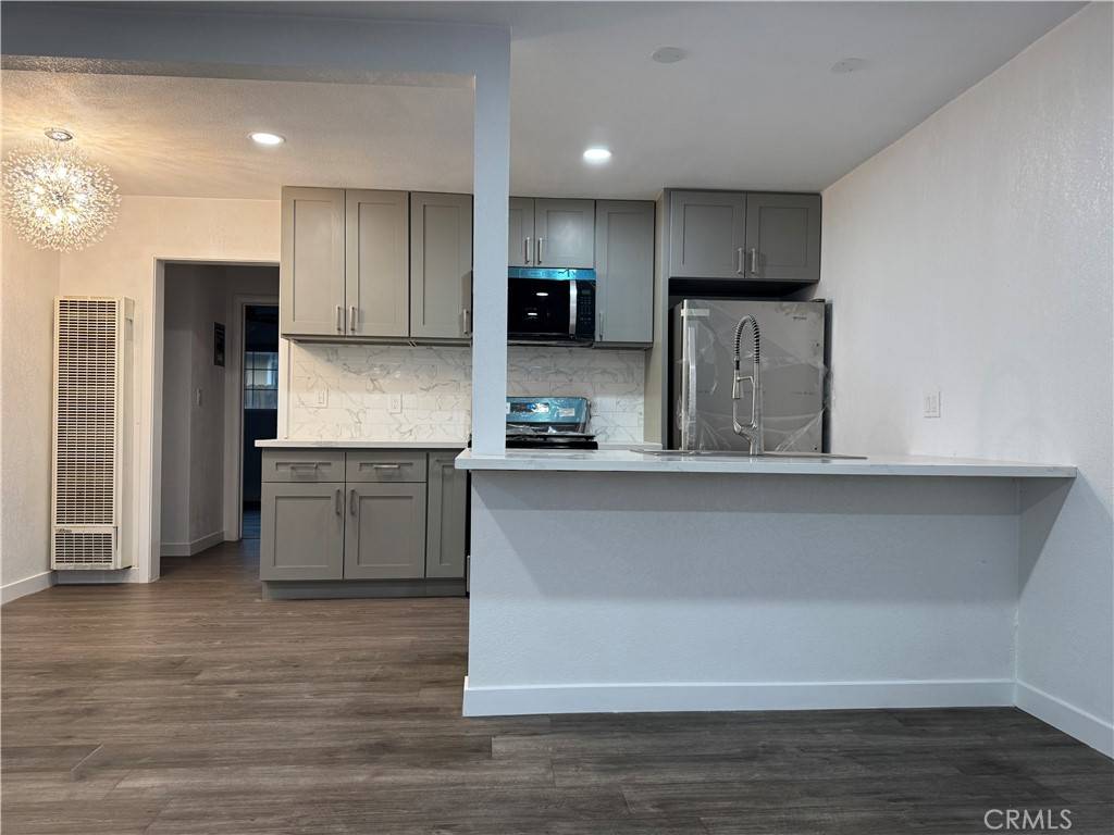 Orange, CA 92867,754 N Shattuck Pl