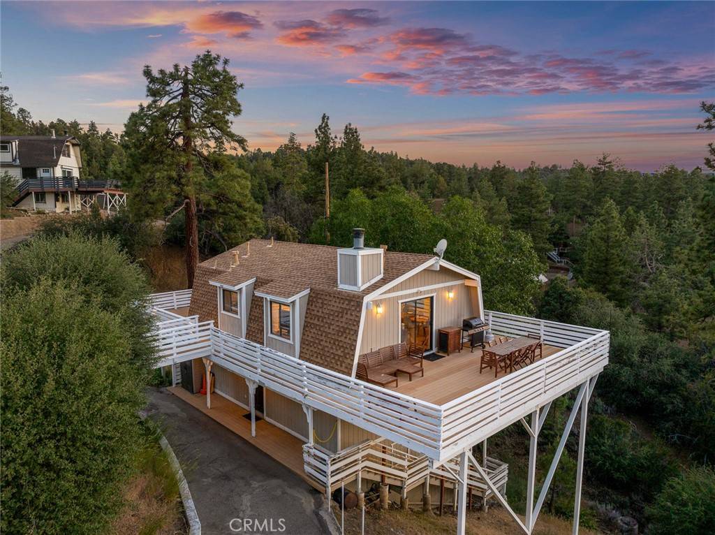 Big Bear City, CA 92314,520 Marlowe DR