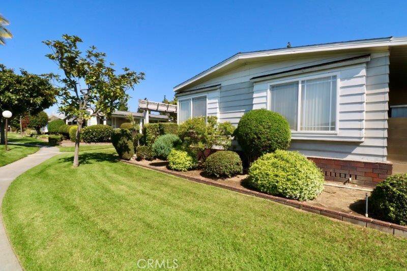 La Mirada, CA 90638,14054 Lake Side DR #106
