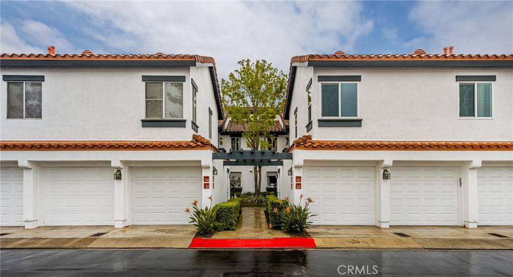 Rancho Santa Margarita, CA 92688,34 Dianthus