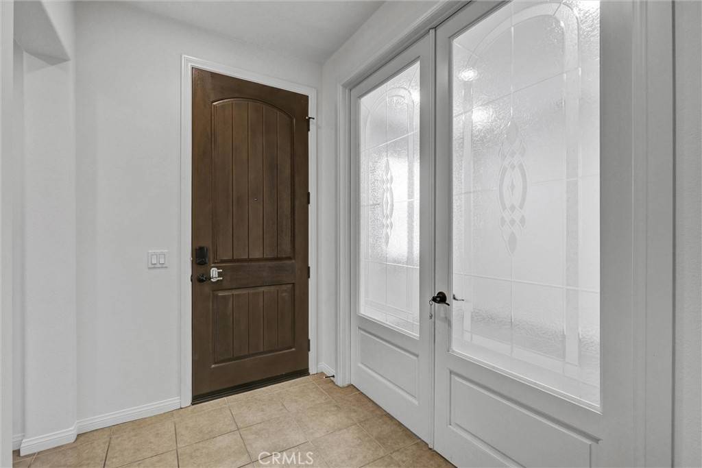 Tustin, CA 92782,11 Barnes RD