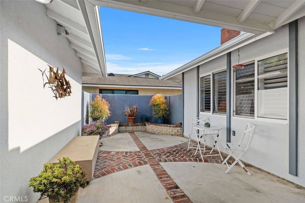 Huntington Beach, CA 92646,18401 Goodwin LN
