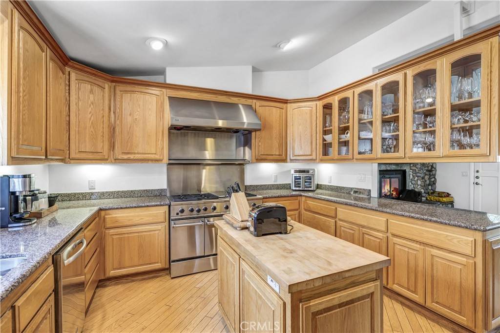 Irvine, CA 92620,5200 Irvine BLVD #152