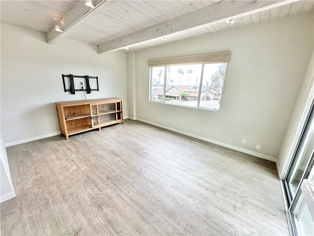 Laguna Beach, CA 92651,353 N Cedar Way #C