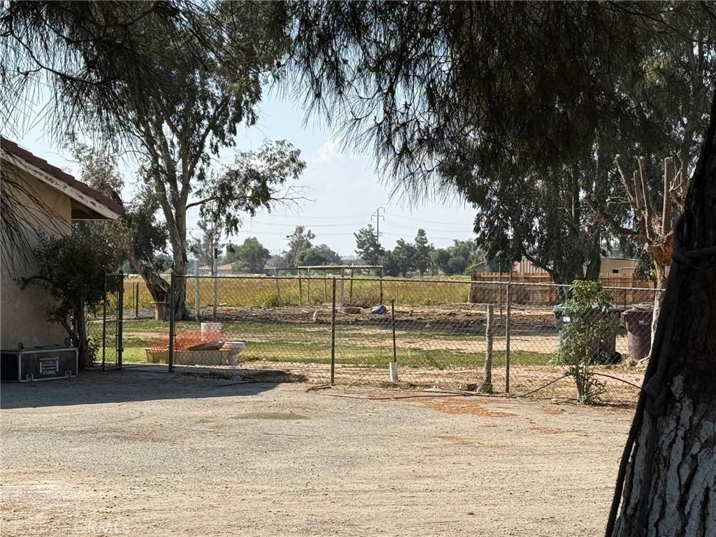 Menifee, CA 92585,28130 Mapes RD