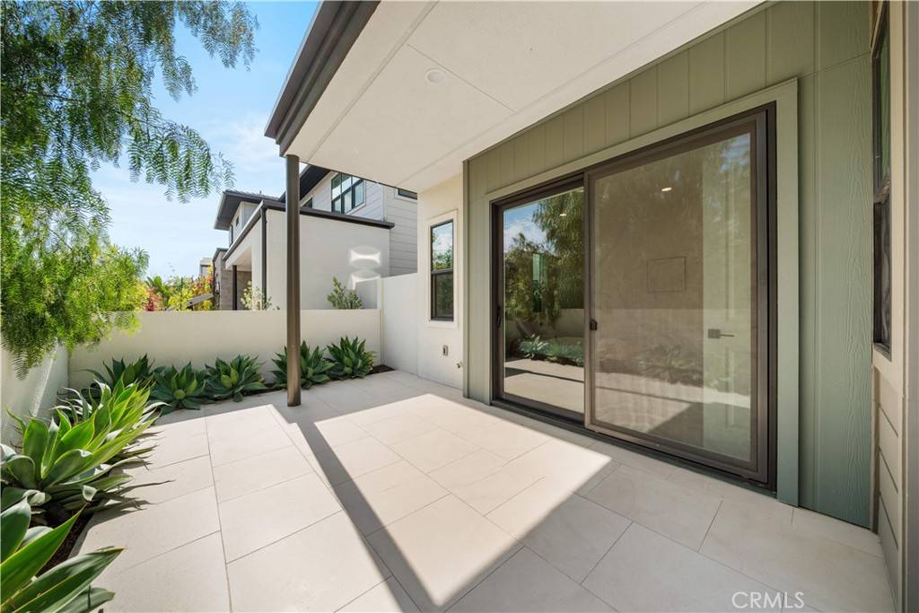 271 Merit Irvine, CA 92618
