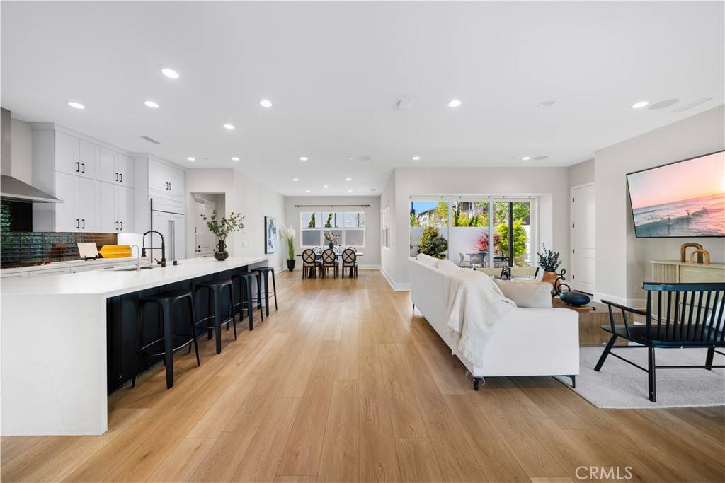 271 Merit Irvine, CA 92618