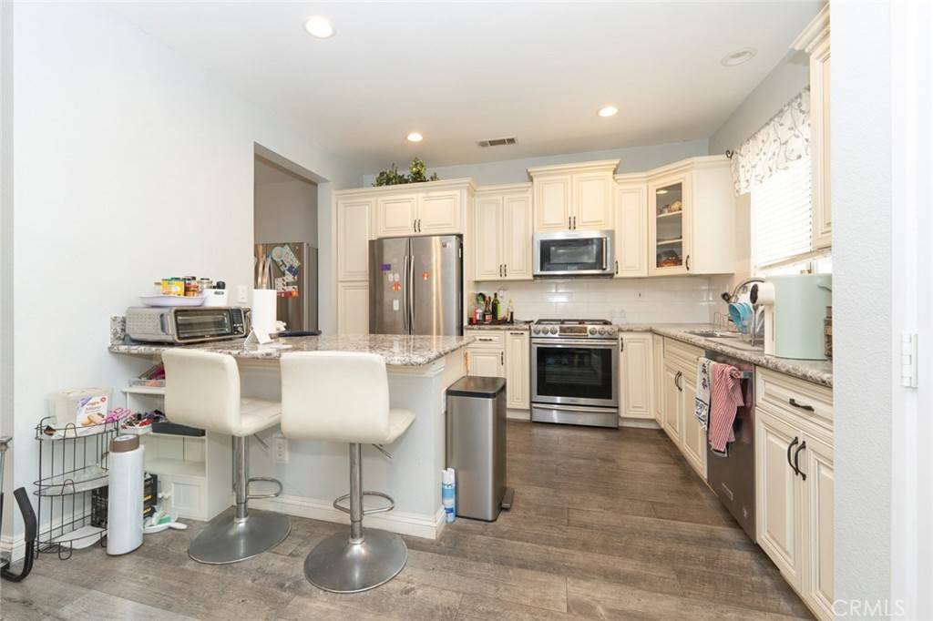 Irvine, CA 92606,23 Minnesota