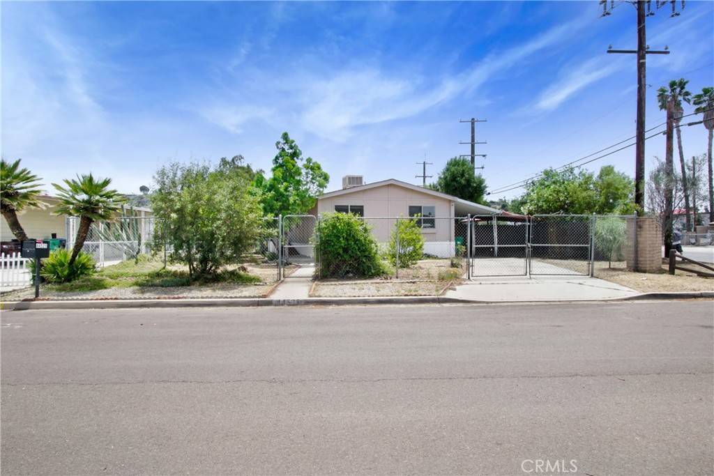 Hemet, CA 92544,44525 Stewart WAY