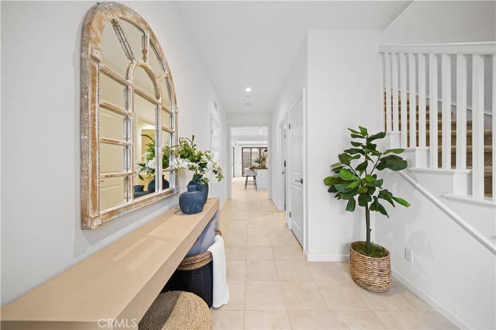 Irvine, CA 92620,91 Decker