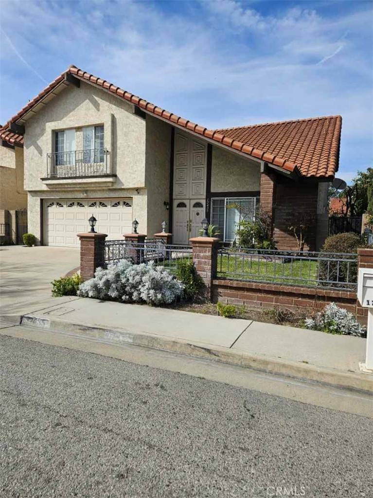 Cerritos, CA 90703,12435 Cherrycreek LN