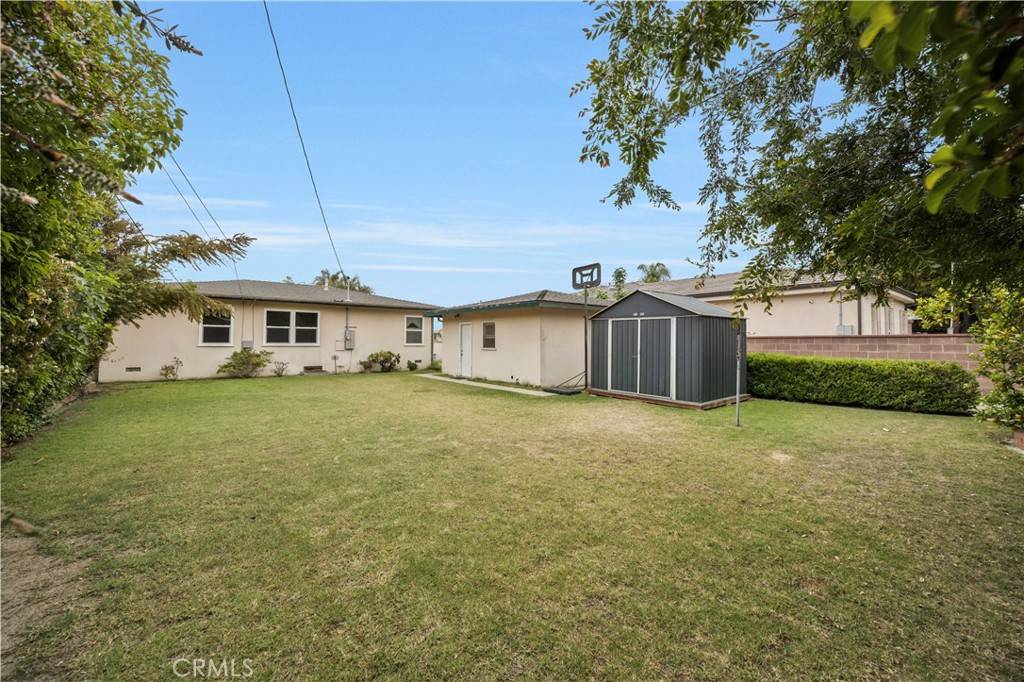 Downey, CA 90241,7527 Cecilia ST